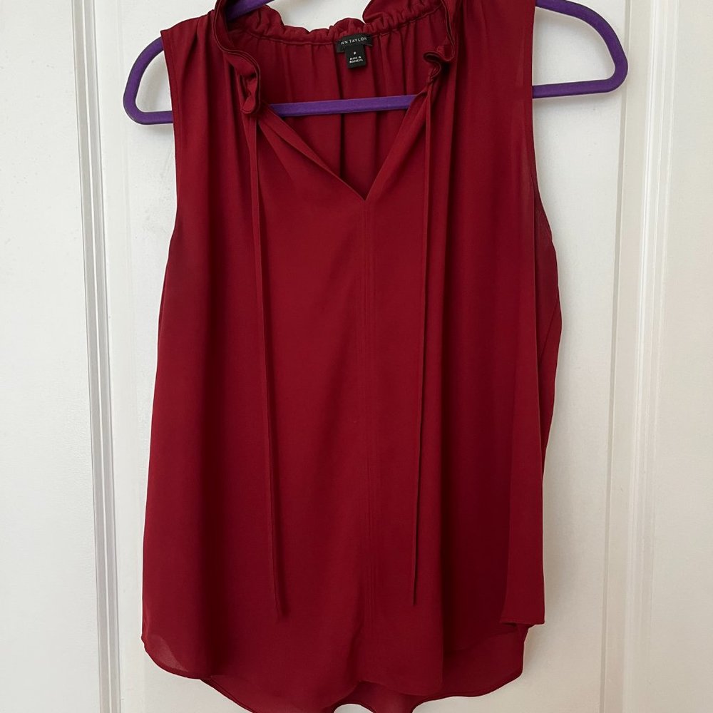 Ann Taylor ruffle tie neck shell in Red, size M